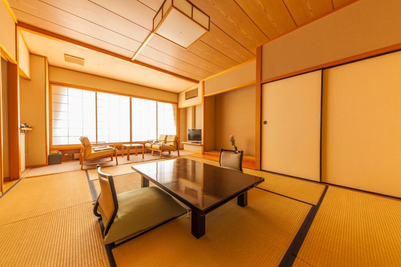Zazan Minakami Hotell Exteriör bild