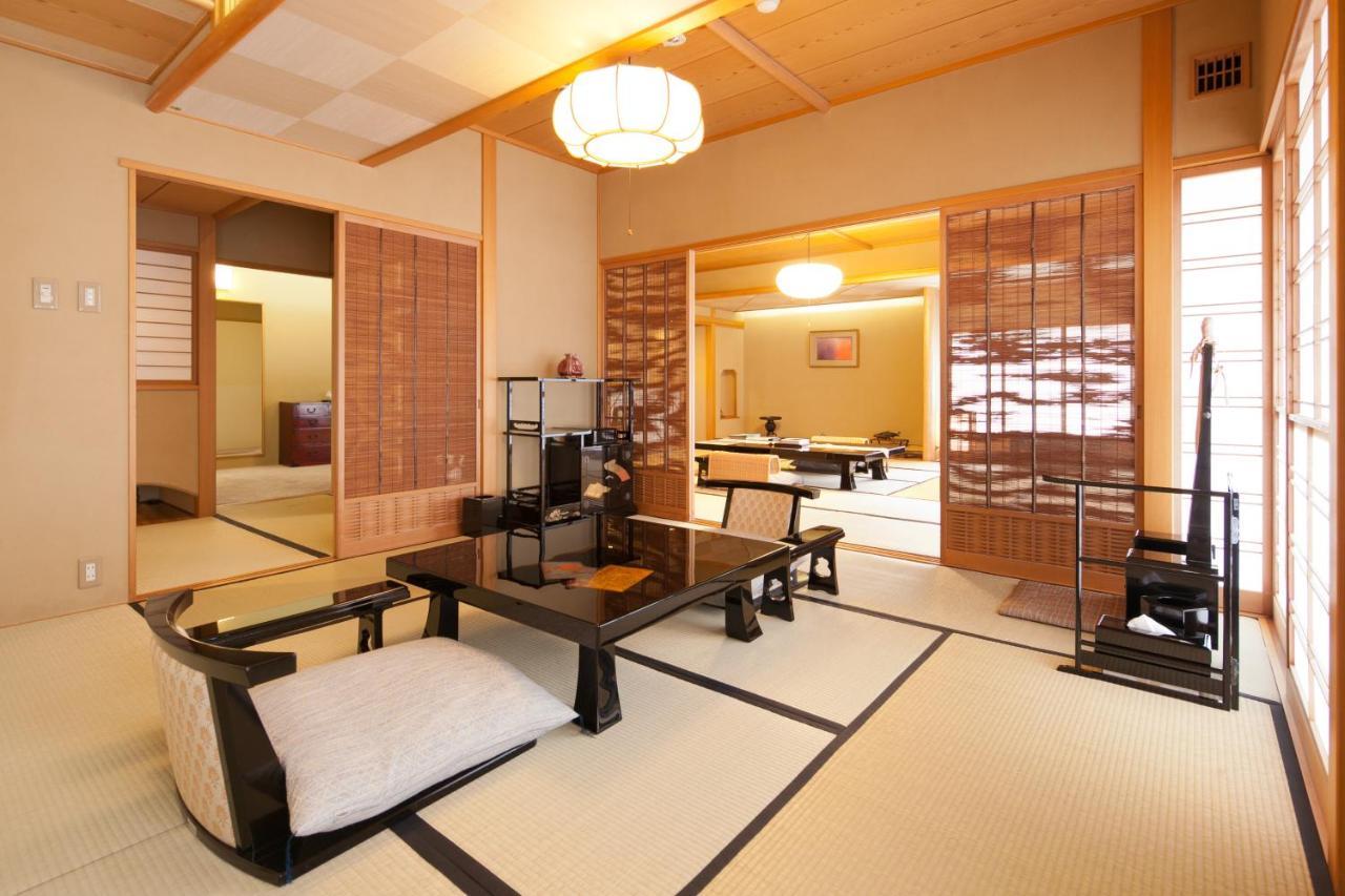 Zazan Minakami Hotell Exteriör bild