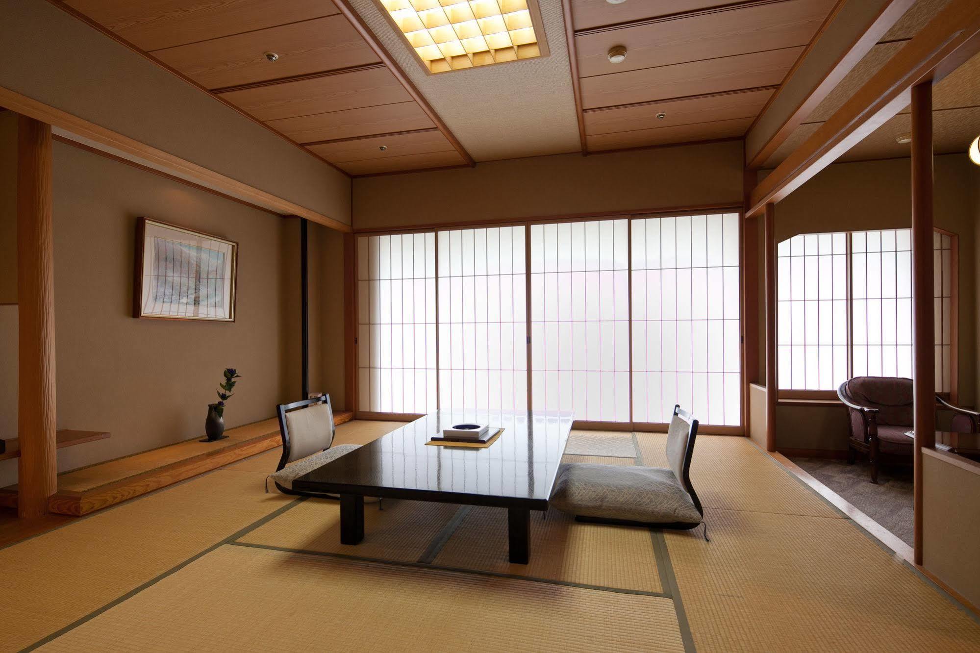 Zazan Minakami Hotell Exteriör bild