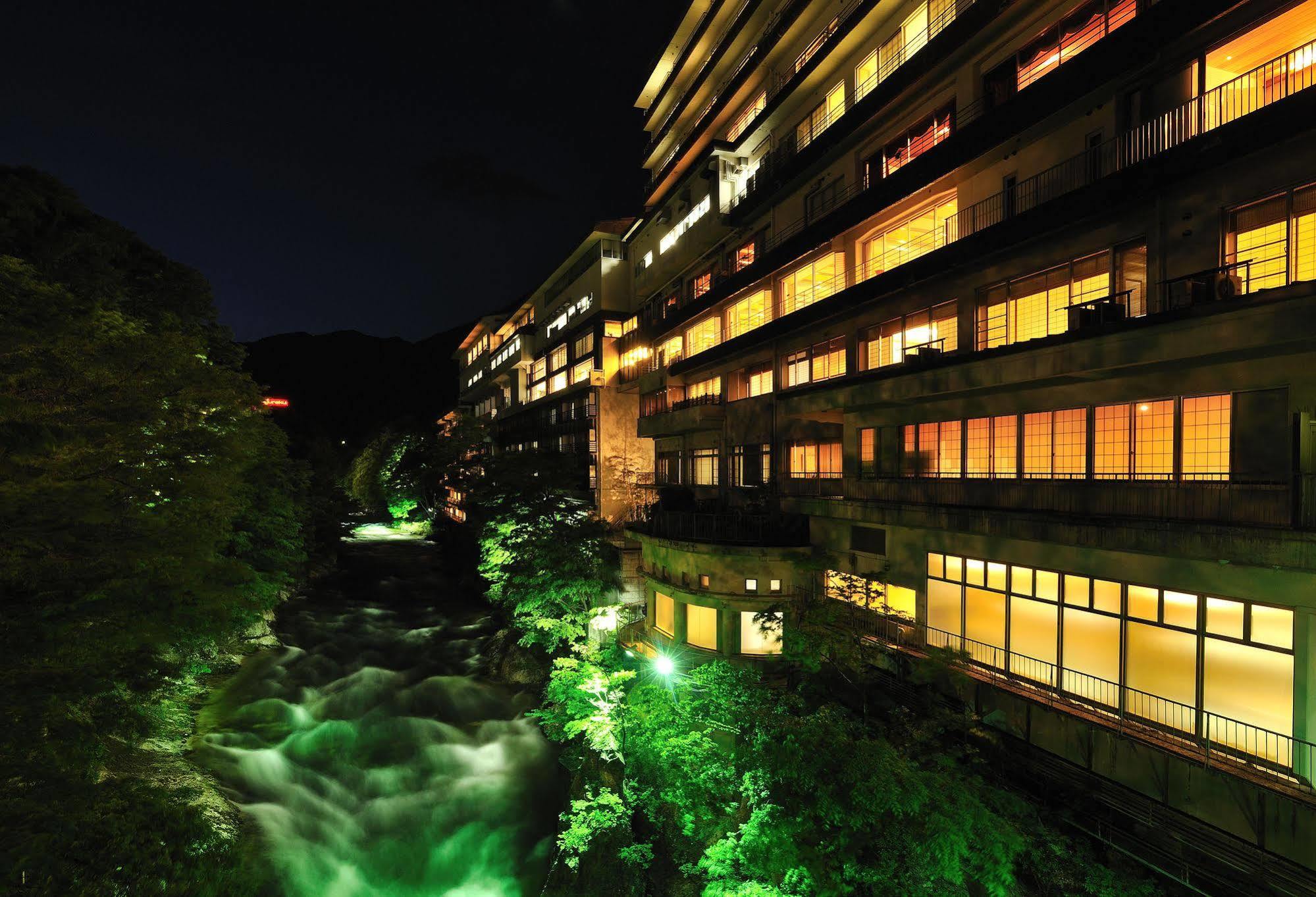 Zazan Minakami Hotell Exteriör bild